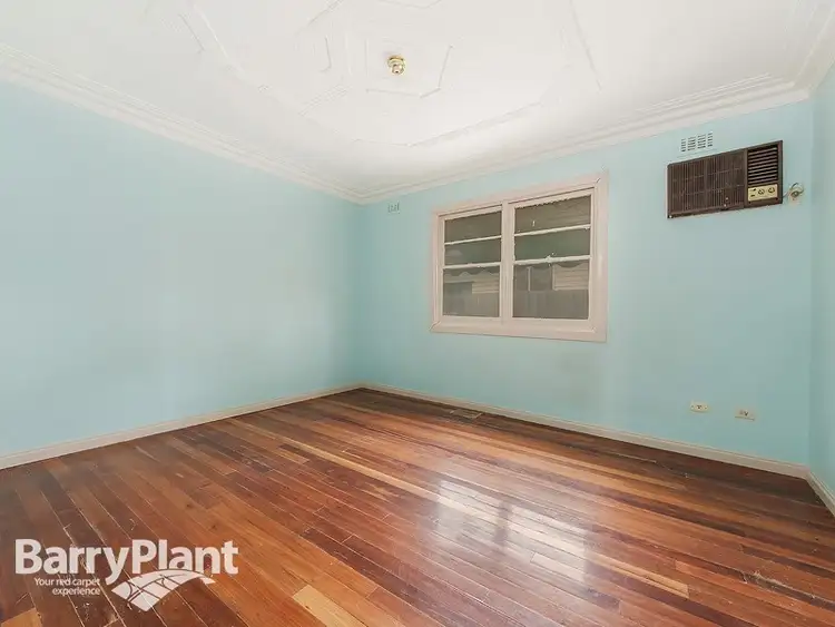 Fifth view of Homely house listing, 1 Vincent Avenue, St Albans VIC 3021