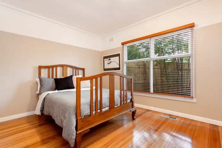 Sixth view of Homely house listing, 2 Walmer Street, Ringwood VIC 3134