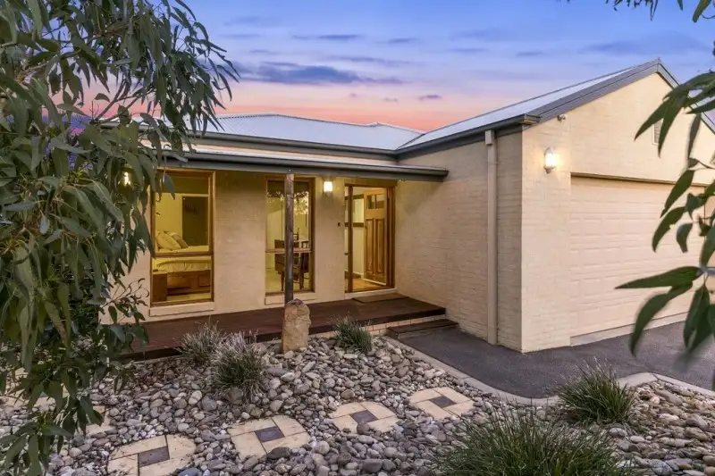 Main view of Homely house listing, 6 Lincoln Place, East Bendigo VIC 3550