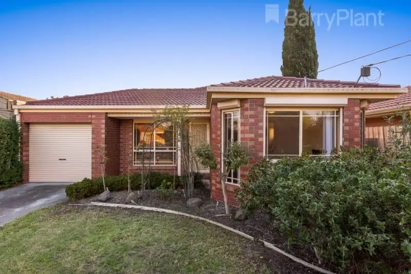 Main view of Homely house listing, 5 Emery Court, Altona Meadows VIC 3028