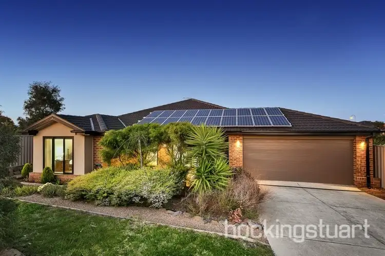 8 Buttercup Rise, Melton West VIC 3337