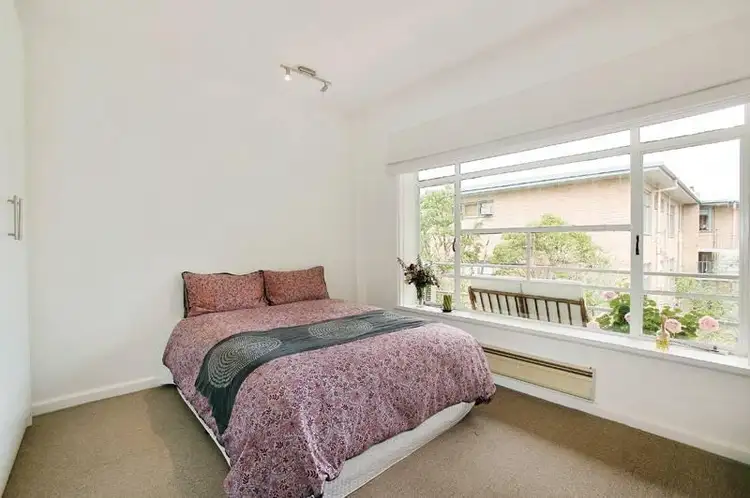 Third view of Homely apartment listing, 5/3 Tahara Road, Toorak VIC 3142