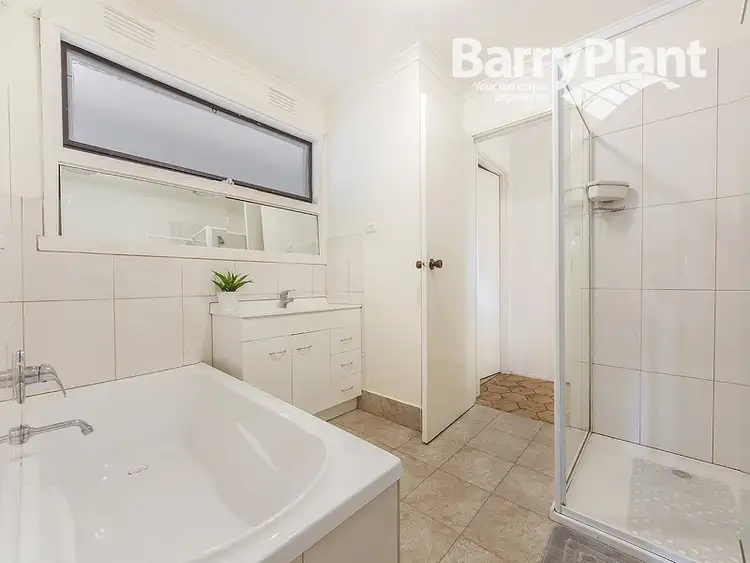 Seventh view of Homely house listing, 29 Pottenger Way, St Albans VIC 3021