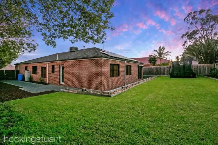 Second view of Homely house listing, 4 Evergreen Court, Cranbourne North VIC 3977