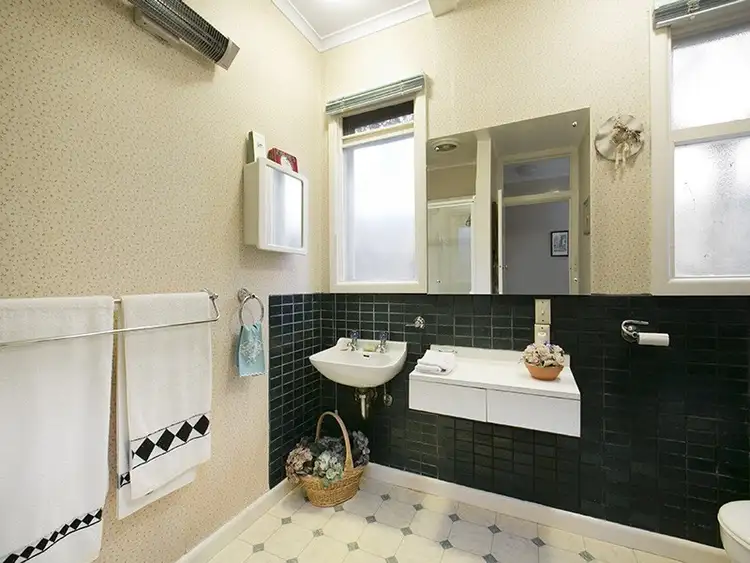 Third view of Homely house listing, 5 Wirth Street, Mount Waverley VIC 3149