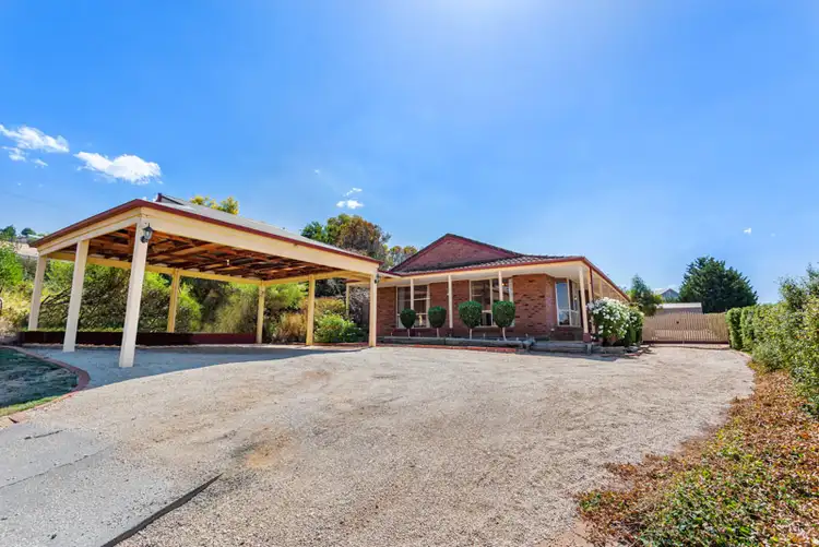 34 Swans Road, Bacchus Marsh VIC 3340