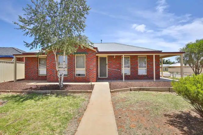 1 Golden Grove, Red Cliffs VIC 3496