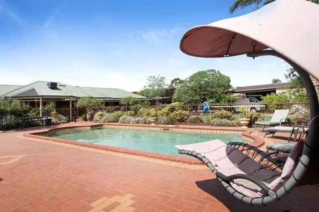 Fifth view of Homely house listing, 27 Maplewood Close, Brookfield VIC 3338