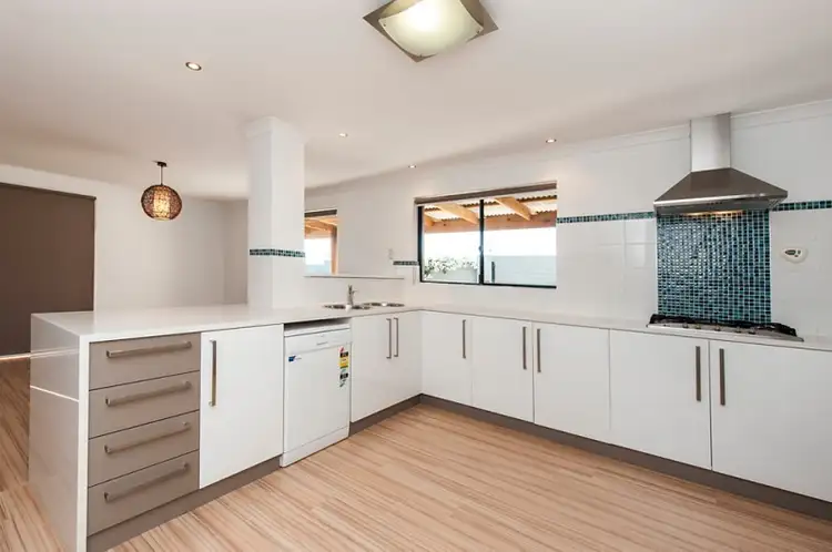 Sixth view of Homely house listing, 2 Kambalda Street, Dawesville WA 6211