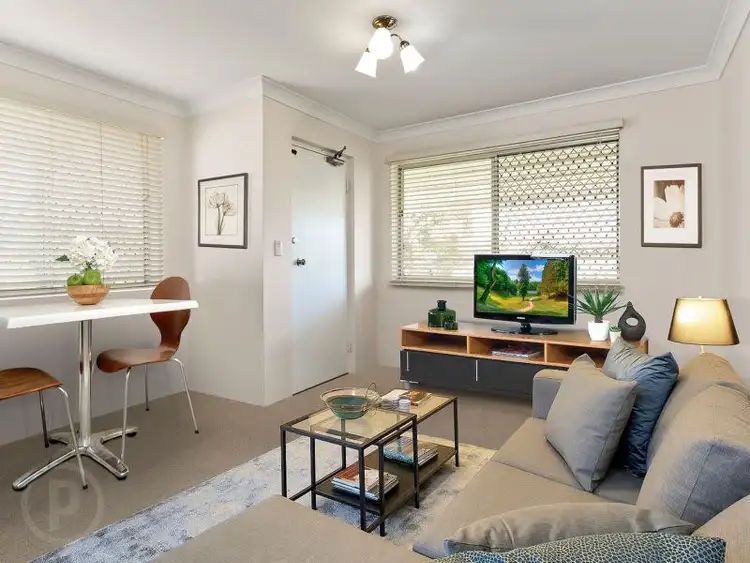 2/37 Campbell Terrace, Wavell Heights QLD 4012