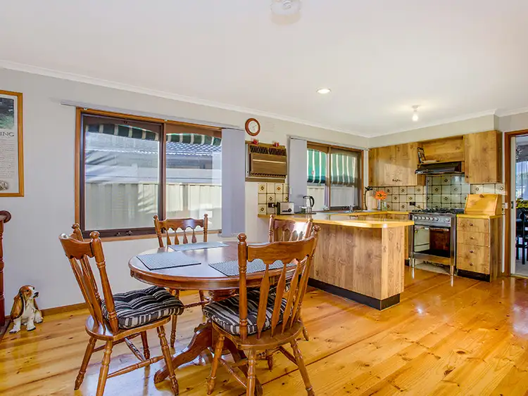 Sixth view of Homely house listing, 10 Maribyrnong Court, Werribee VIC 3030