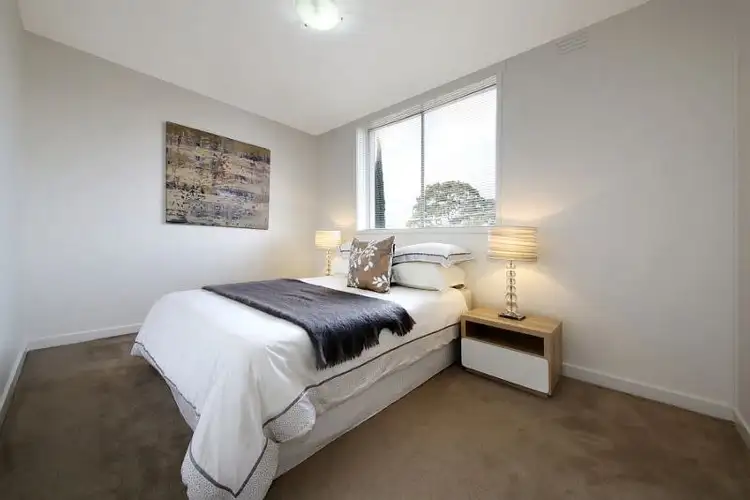 Fifth view of Homely apartment listing, 2/25 Gladstone Avenue, Armadale VIC 3143
