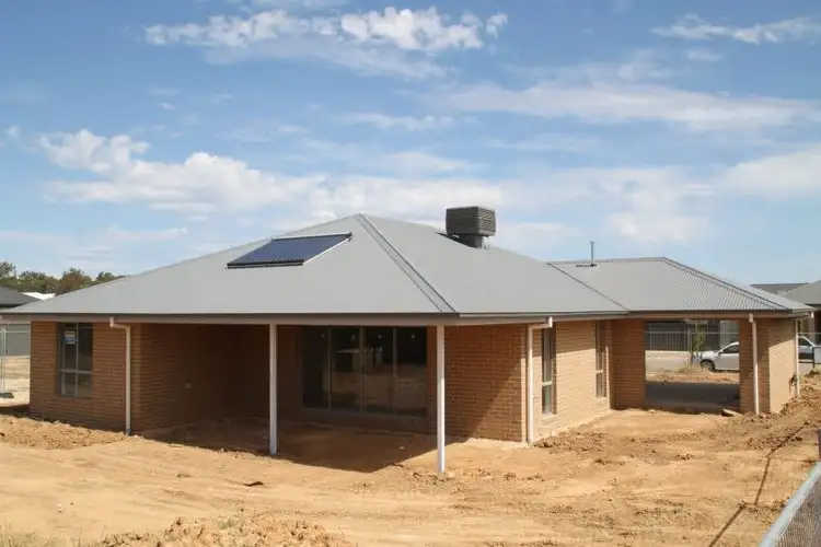 Second view of Homely house listing, 44 Pennsylvania Drive, Wangaratta VIC 3677