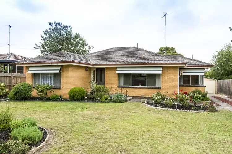 2 Mason Court, Highton VIC 3216