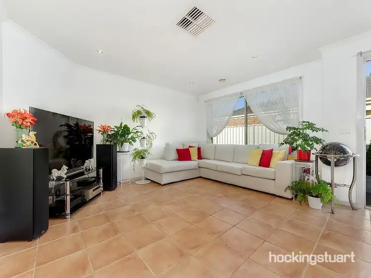 Fifth view of Homely house listing, 19 Nullabor Place, Caroline Springs VIC 3023