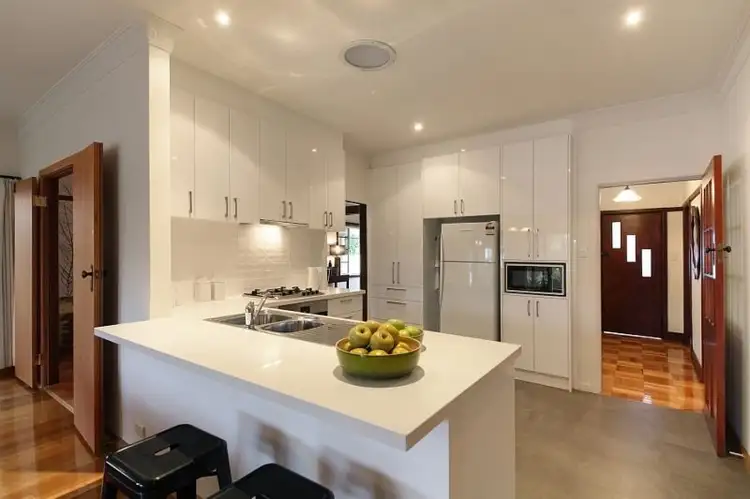 Third view of Homely house listing, 5 Fairbank Road, Bentleigh VIC 3204