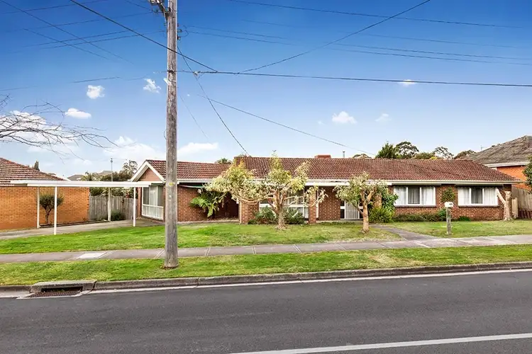 31 Benwerrin Drive, Burwood East VIC 3151