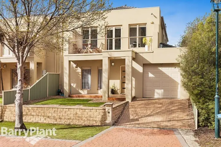 5 Portmans Lane, Point Cook VIC 3030