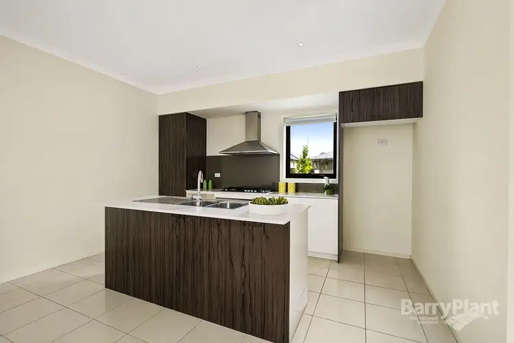 Third view of Homely house listing, 39 Zara Close, Bundoora VIC 3083