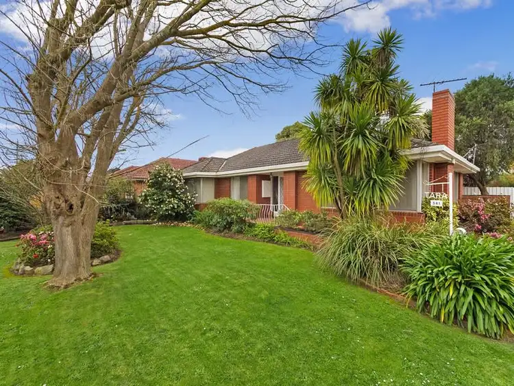 541 Highbury Road (Enter via Carver Street), Burwood East VIC 3151