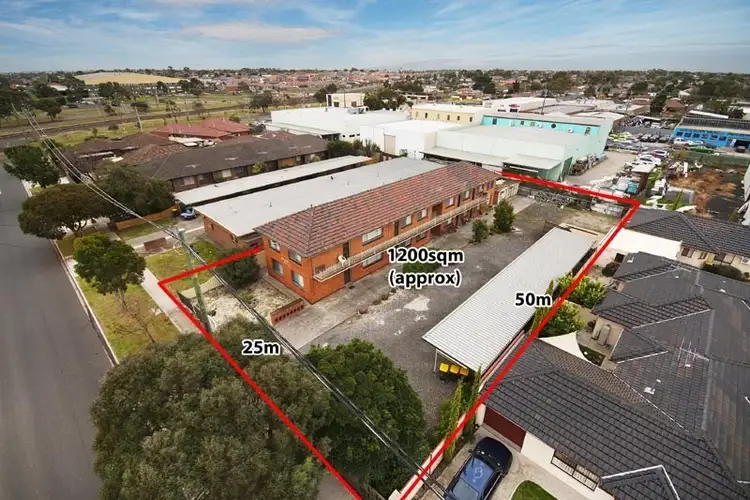 1-8 214 Biggs Street, St Albans VIC 3021