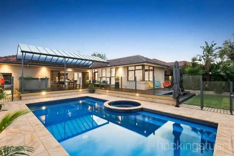 10 Eloura Avenue, Brighton East VIC 3187