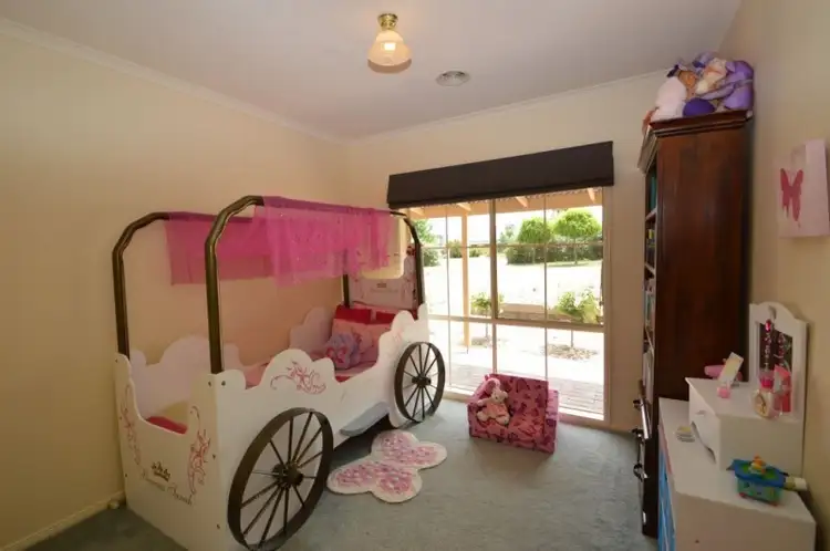 Seventh view of Homely house listing, 47 Firbank Drive, Waldara VIC 3678