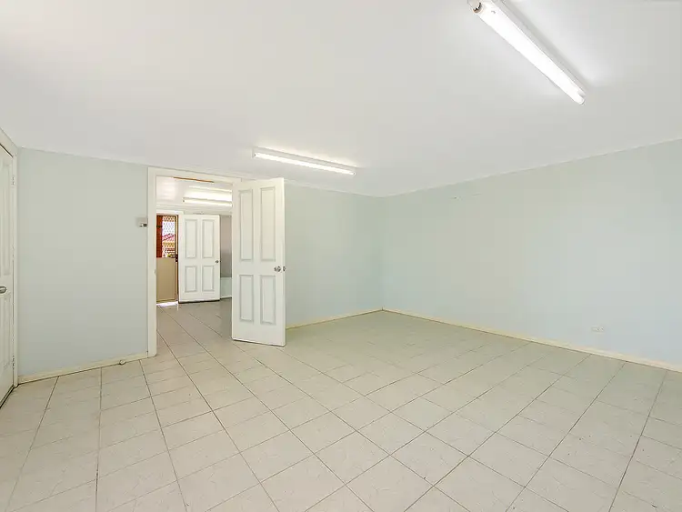 Fifth view of Homely house listing, 53 Stradbroke Drive, St Albans VIC 3021
