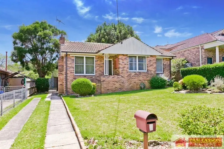 9 Charles Street, Oatlands NSW 2117
