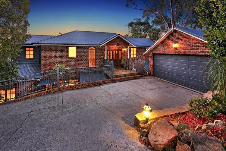 834 Henry Lawson Drive, Picnic Point NSW 2213