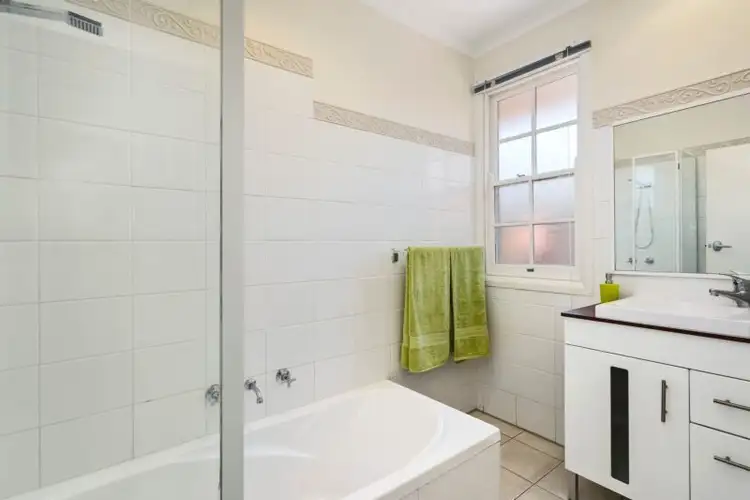 Sixth view of Homely unit listing, 2/14 Lorne Parade, Mont Albert VIC 3127