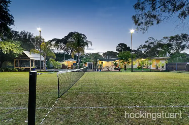 90 Lockhart Drive, Rosebud VIC 3939