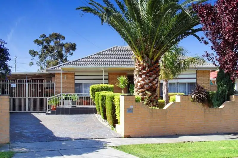 Main view of Homely house listing, 4 Luzon Court, Lalor VIC 3075