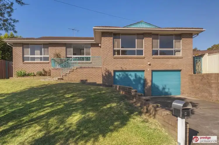 5 Wilga Close, Casula NSW 2170