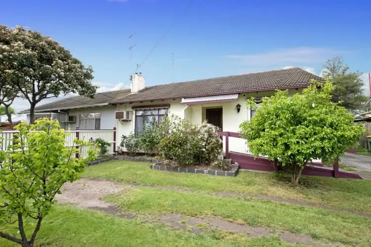 31 Perth Street, Heidelberg West VIC 3081