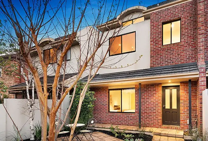 2/1233 Glen Huntly Road, Carnegie VIC 3163