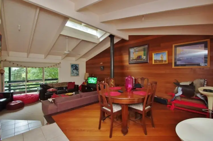 87 Chalet Road, Healesville VIC 3777