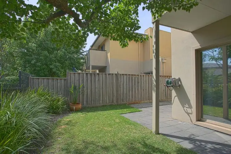 Second view of Homely house listing, 2/2 Coventry Drive, Sandhurst VIC 3977