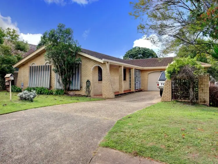 11 Cawarra Street, Carseldine QLD 4034