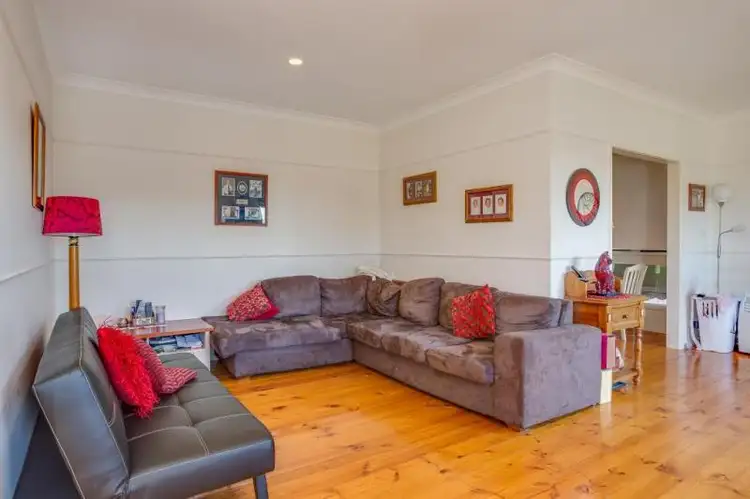 Fifth view of Homely house listing, 4 Woorilla Court, Frankston VIC 3199