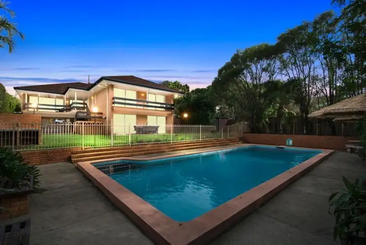 4 Rose Street, Eastern Heights QLD 4305