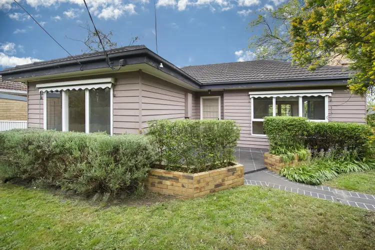 2 Cypress Avenue, Burwood VIC 3125