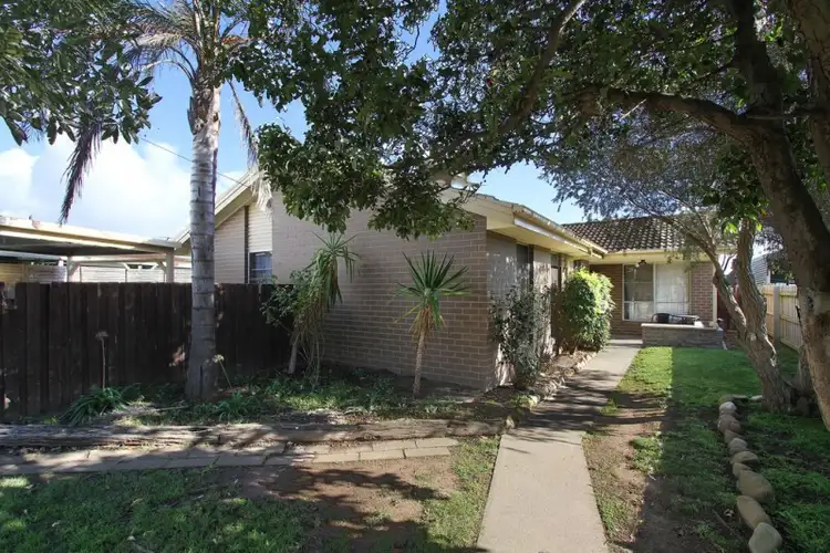 13 Chalmer Court, Sale VIC 3850