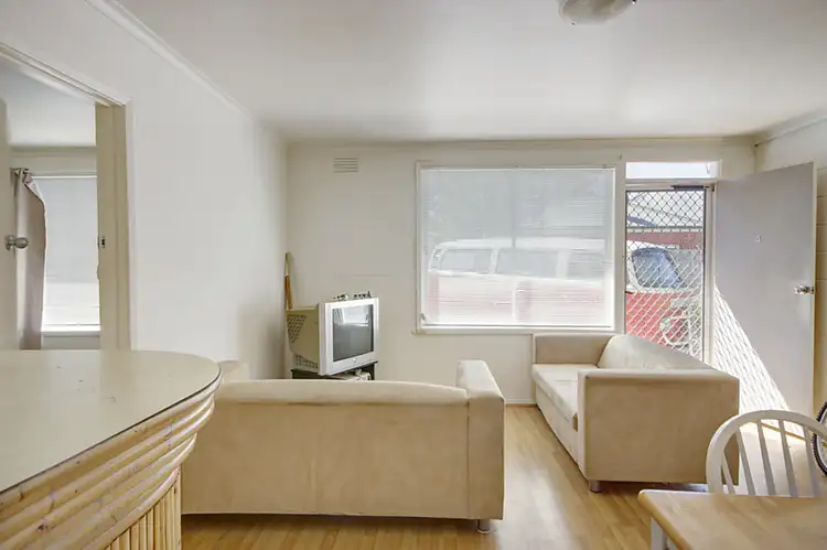 Fifth view of Homely unit listing, 4/1 Kinnordy Court, Hamlyn Heights VIC 3215