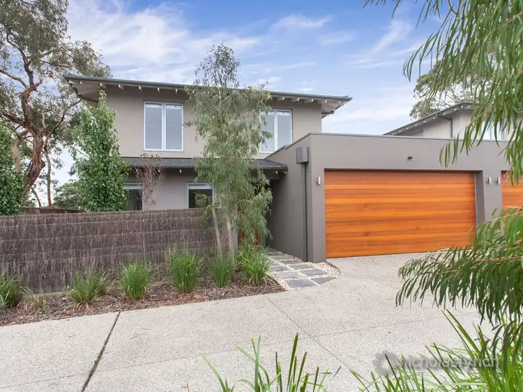 1/187 Mount Eliza Way, Mount Eliza VIC 3930