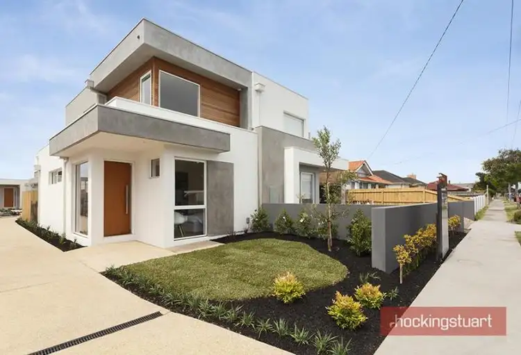 2/20 Embankment Grove, Chelsea VIC 3196