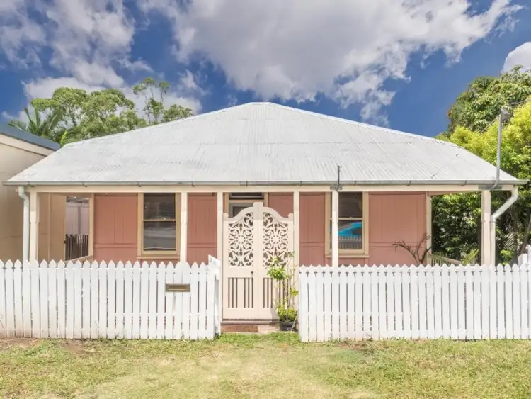 30 The Drive, Bardon QLD 4065