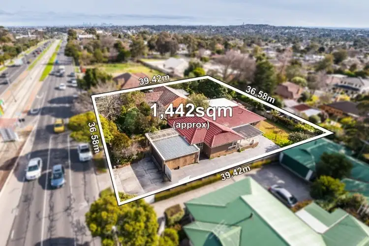 385 & 387 Burwood Highway, Burwood VIC 3125