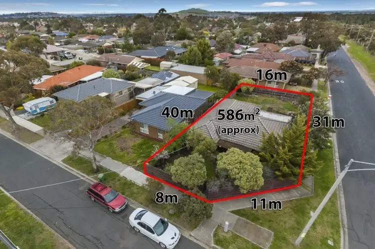 303 Gap Road, Sunbury VIC 3429
