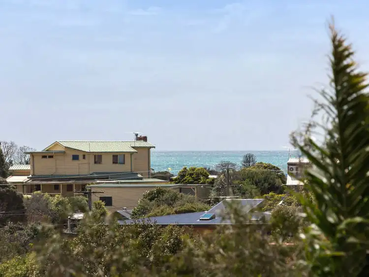 12 Whitehead Street, Blairgowrie VIC 3942
